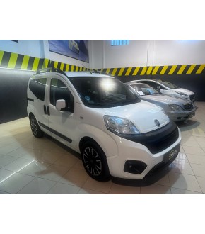 ! FIAT QUBO 1.3Mjt LOUNGE 80 CV !!! BOLA DE REMOLQUE !!!!